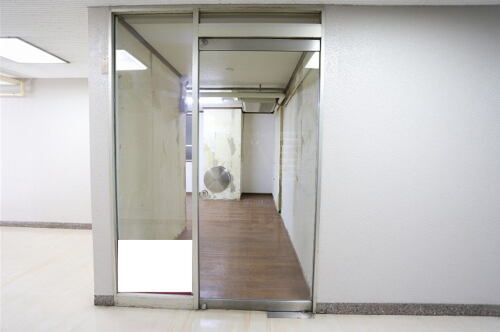 京成壱番町ビル 102号室