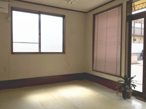 安原店舗