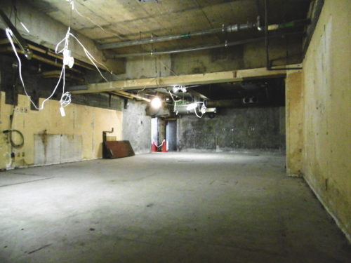 山谷物産ビル 地下1階 B1