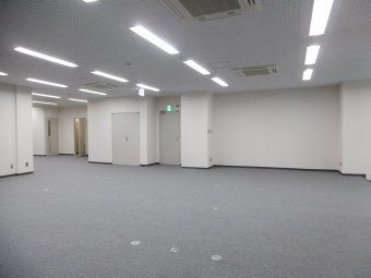 本町奥田 ビル　1 階