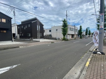 櫻小路商店街　C棟2号室