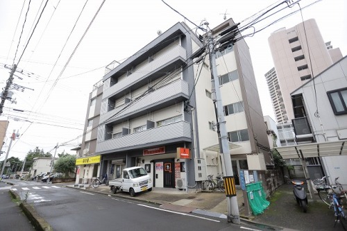 第3冬見ビル 102