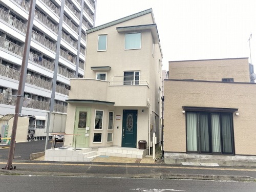 元寺小路ARテナント 1階